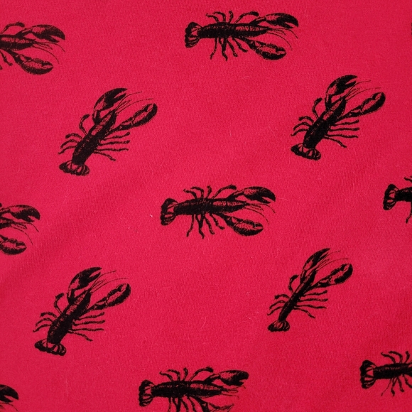 Straight Faded red and black lobster print t-shirt size large - Picture 3 of 5